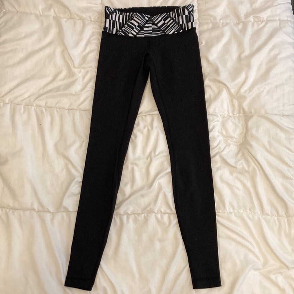 Lululemon Wunder Under Black / Ying Yang Stripe White Black Size 4 - Picture 6 of 11